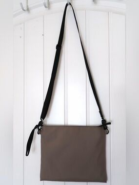 MUJI Water Repellent Sacoche Crossbody Bag Taupe (Unisex)